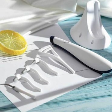 Vibrating Tooth Cleaner